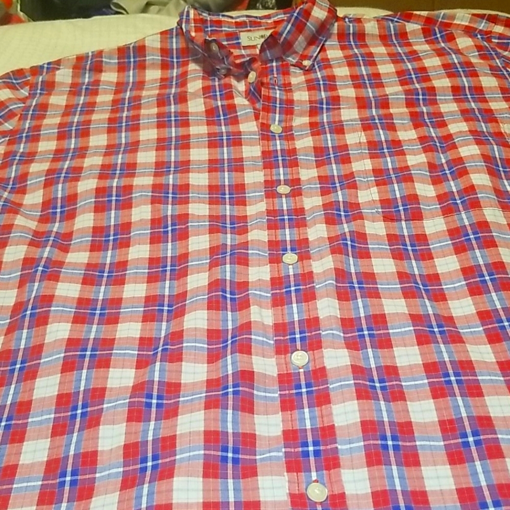 SUN RIVER BUTTON DOWN SHIRT LIKE NEW